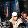 ৭ মামলায় জামিন নিয়ে ভারতে পালালেন আ.লীগ নেতা
