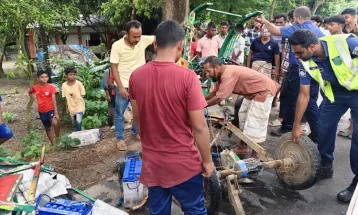নাটোরে বাসচাপায় অটোরিকশার ৩ যাত্রী নিহত