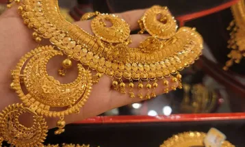 স্বর্ণের দামে নতুন রেকর্ড, বেড়েছে রুপার দামও
