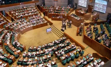 সংসদে নারীদের জন্য আলাদা ৩০০ আসনের প্রস্তাব