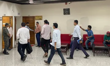 শাপলা প্রতীক ছাড়া নিবন্ধন মানবে না এনসিপি