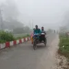 পঞ্চগড়ে ঘন কুয়াশায় শীতের আমেজ