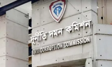 মাহী বি চৌধুরীর বিরুদ্ধে দুদকের মামলা