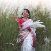 কুড়িগ্রামের চরাঞ্চলগুলোতে কাশফুলের নরম ছোঁয়ায় দর্শনার্থীরা