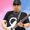 আইয়ুব বাচ্চু: গিটার গান আর ভালোবাসার কিংবদন্তি