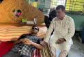 বেরোবি’র আহত শিক্ষার্থী নিলয়কে দেখতে তার বাড়িতে যান উপাচার্য