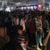ভেতরে যাত্রীদের অপেক্ষা, বাইরে স্বজনদের
