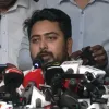 নির্বাচন কমিশনের আচরণ নিরপেক্ষ মনে হচ্ছে না : নাহিদ
