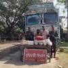 বুড়িমারী স্থলবন্দর বিজিবি চেকপোস্টে সীসা ও ঔষধসহ ভারতীয় ট্রাকচালক আটক