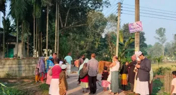 হাতীবান্ধায় ট্রেনের ধাক্কায় নারীর মৃত্যু