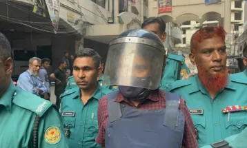 ছাত্রের ‘যৌন নিপীড়নের’ মামলায় ঢাবি শিক্ষক কারাগারে