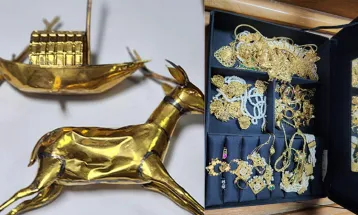 শেখ হাসিনার দুটি ভল্টে ৮৩২ ভরির যেসব স্বর্ণালঙ্কার ছিল