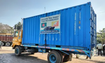 ভারত অনুমতি না দেয়ায় ভুটানের ট্রানশিপমেন্ট পণ্য বুড়িমারী স্থলবন্দরে আটক