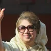 রাজনীতির সীমা ছাড়িয়ে কোটি মানুষের দোয়ায় খালেদা জিয়া